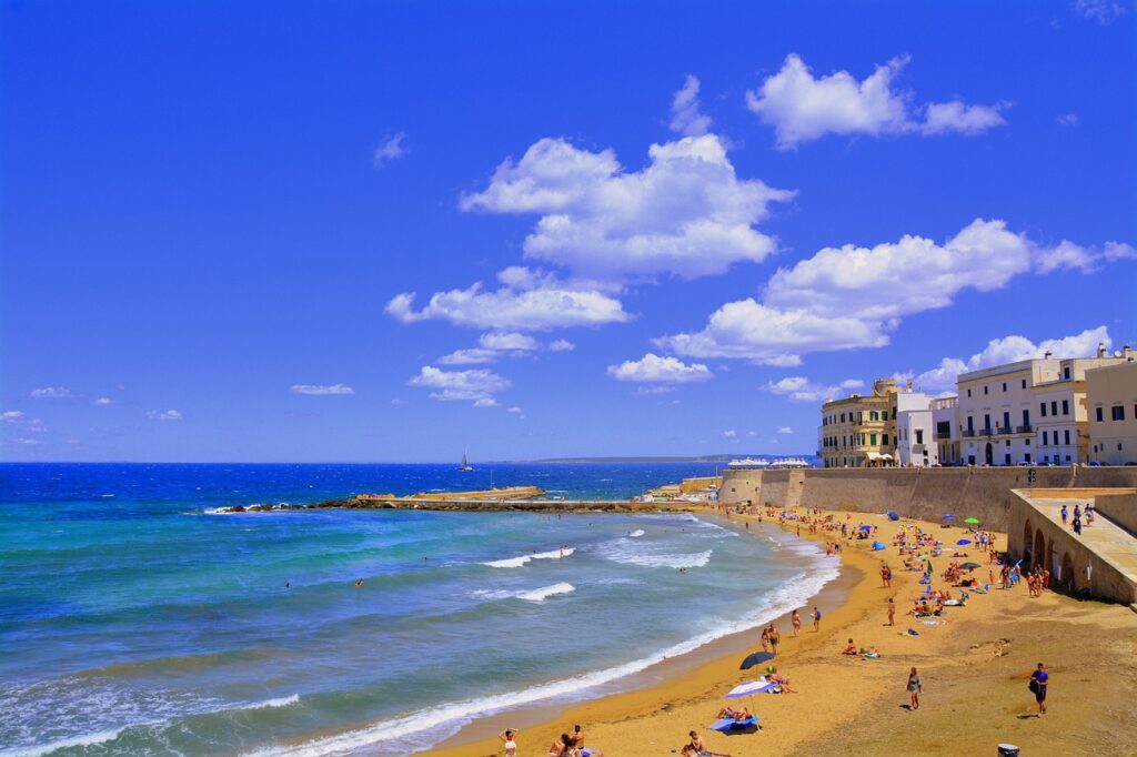 Salento Case vacanze, Appartamenti affitta camere, Affitti estivi, affitti brevi, Vacanze coste del sud, Ville e villette affitti estivi Salento, Perle della Puglia vacanze estate, coste del Salento, Mare jonio vacanze, mare adriatico salento vacanze.